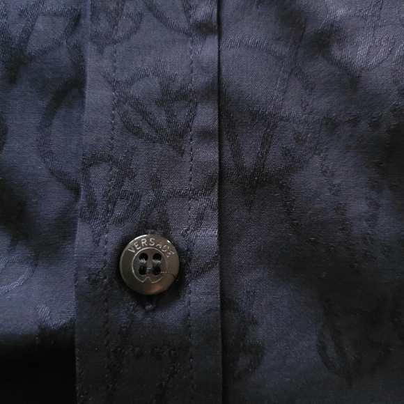 Gianni Versace mens black shirts - Picture 5 of 15